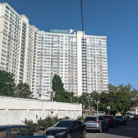 Квартира Кадорр Бассейная Apt Odeassa Basseinaya Apartman Odessza Kültér fotó