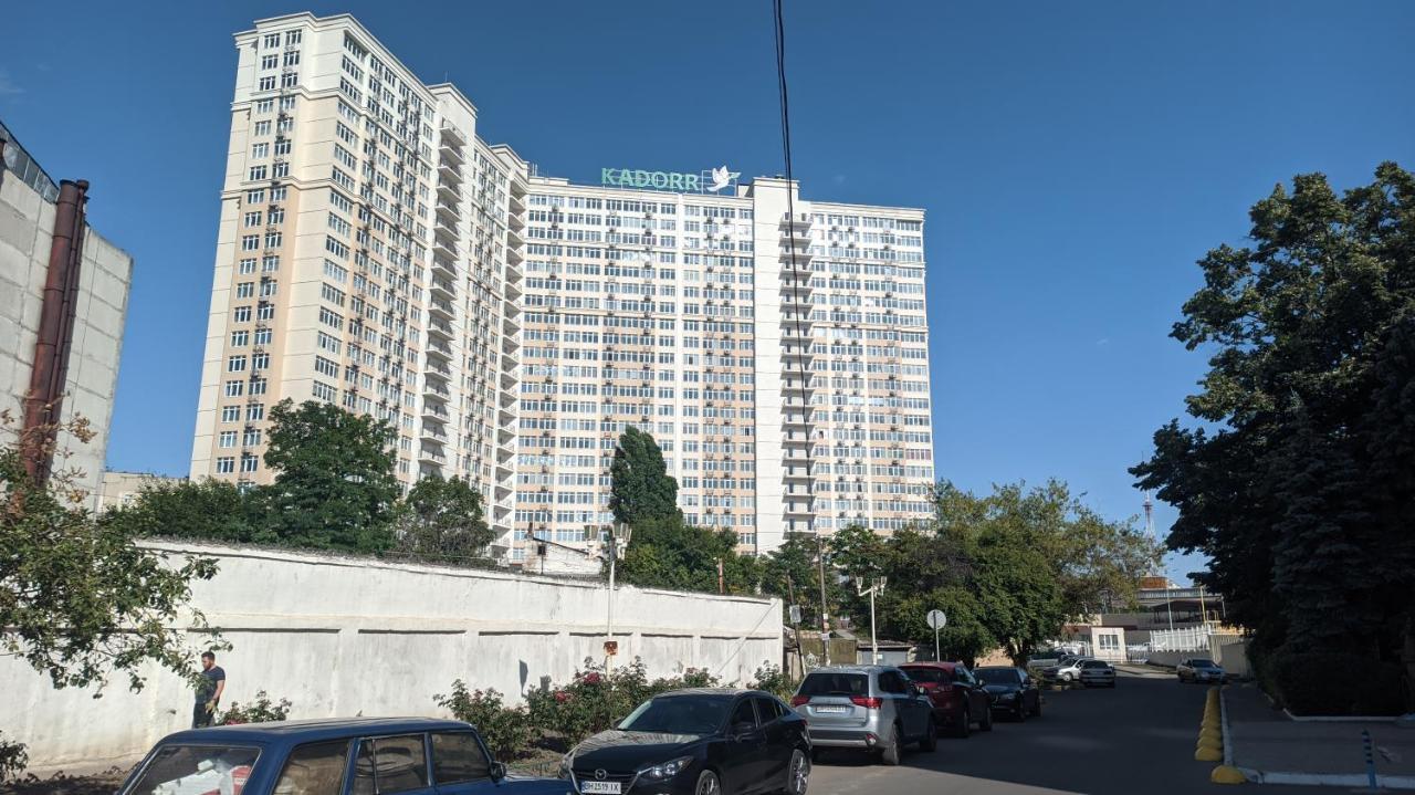 Квартира Кадорр Бассейная Apt Odeassa Basseinaya Apartman Odessza Kültér fotó
